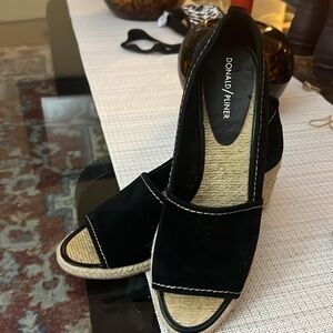 DONALD PLINER ESPRADILLE SIZE 10